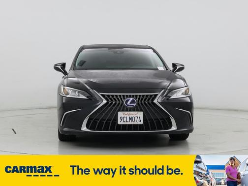 2022 Lexus ES 300h
