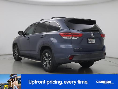 Blue 2019 Toyota Highlander LE