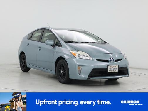 Green 2015 Toyota Prius Two