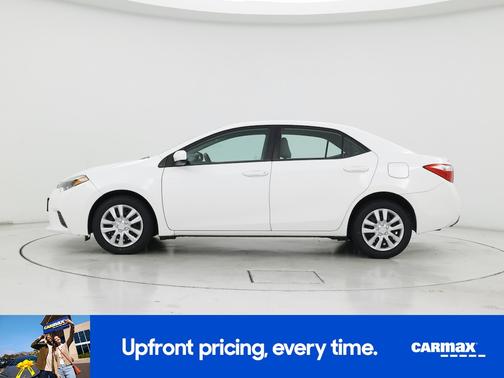 White 2016 Toyota Corolla LE