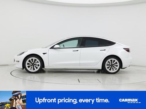 White 2022 Tesla Model 3