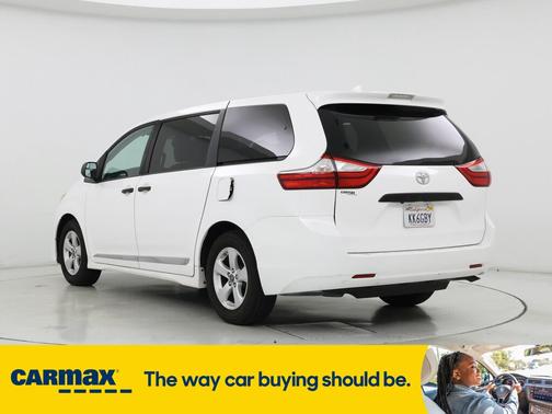 2019 Toyota Sienna L