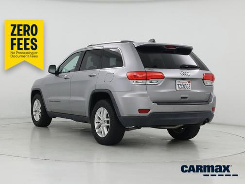 Silver 2017 Jeep Grand Cherokee Laredo