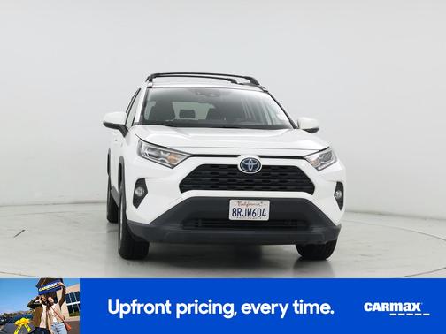 White 2020 Toyota RAV4 Hybrid XLE