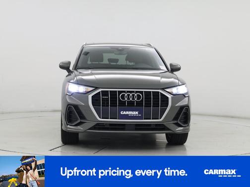Green 2022 Audi Q3 S-Line Premium