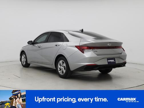 2021 Hyundai ELANTRA SE