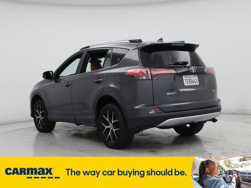 2017 Toyota RAV4 SE