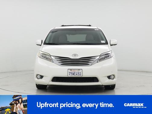 White 2017 Toyota Sienna Limited
