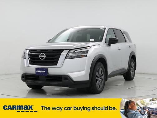 2024 Nissan Pathfinder S