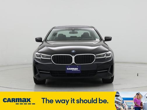 2022 BMW 530e e xDrive