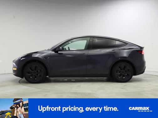 Gray 2025 Tesla Model Y Long Range