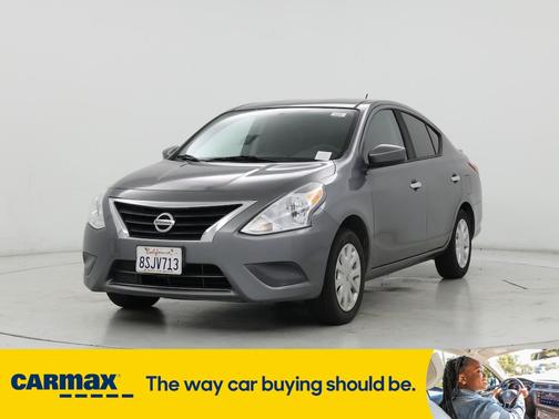 2016 Nissan Versa SV