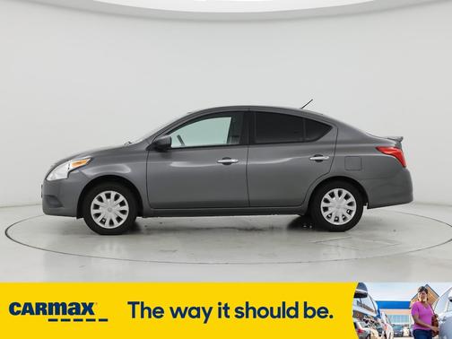 2016 Nissan Versa SV