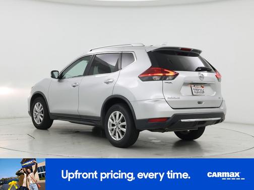 Silver 2017 Nissan Rogue SV