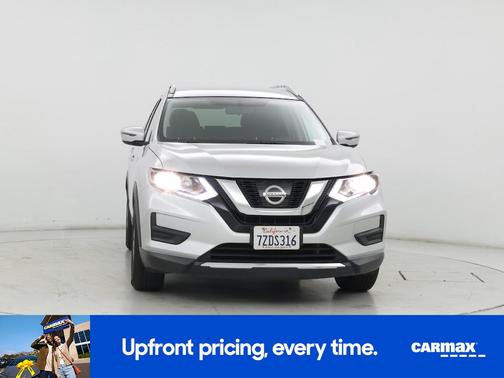 Silver 2017 Nissan Rogue SV