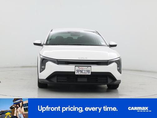 White 2025 Kia K4 LXS
