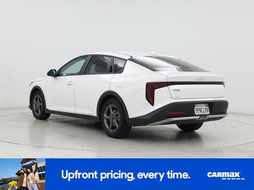 White 2025 Kia K4 LXS