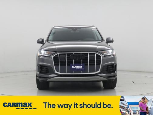 2023 Audi Q7 Premium Plus