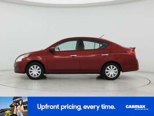 2016 Nissan Versa SV
