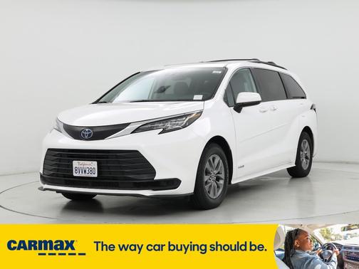 2021 Toyota Sienna LE