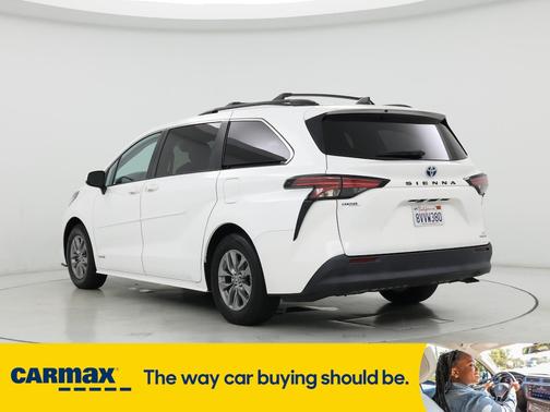 2021 Toyota Sienna LE