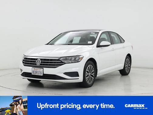 White 2019 Volkswagen Jetta SE