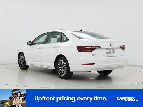 White 2019 Volkswagen Jetta SE