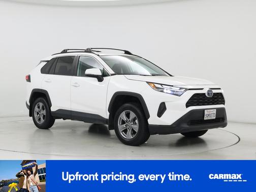 White 2022 Toyota RAV4 Hybrid XLE