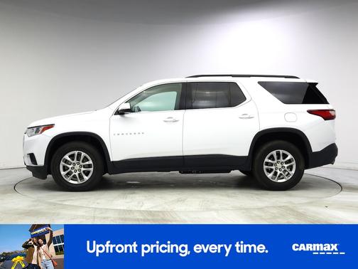 White 2020 Chevrolet Traverse LT Cloth