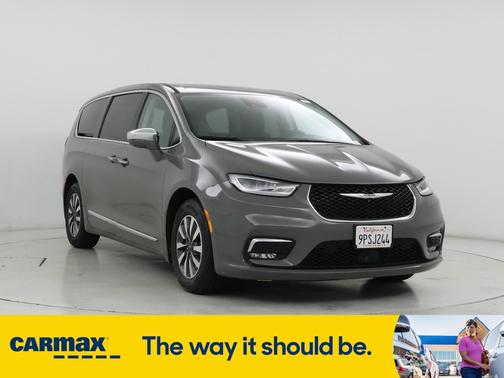 2022 Chrysler Pacifica Hybrid Limited