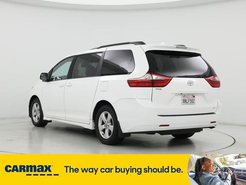 2020 Toyota Sienna LE