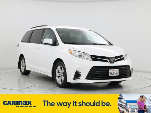 2020 Toyota Sienna LE