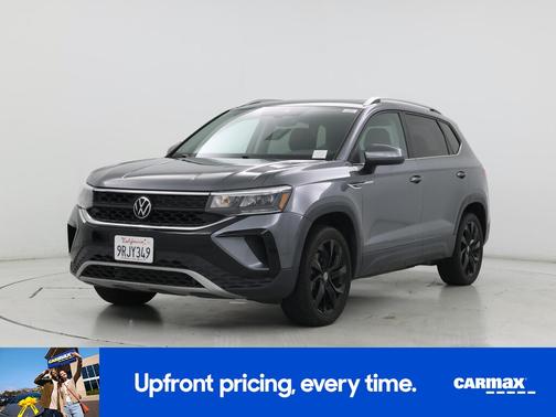 Gray 2023 Volkswagen Taos SE