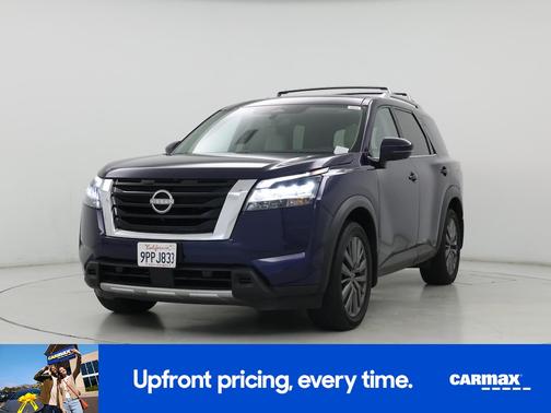 2024 Nissan Pathfinder SL