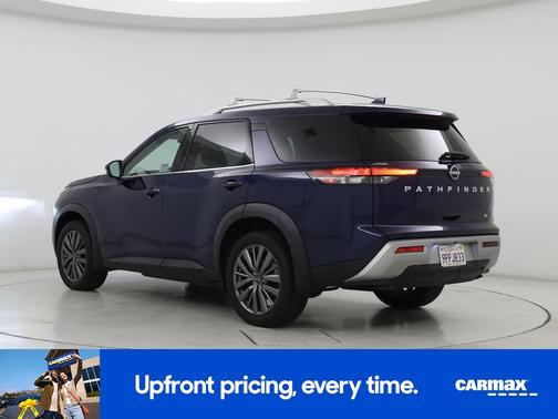 2024 Nissan Pathfinder SL