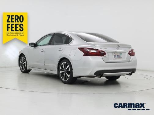 Silver 2017 Nissan Altima SR