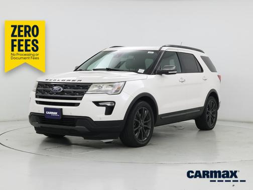 White 2018 Ford Explorer XLT