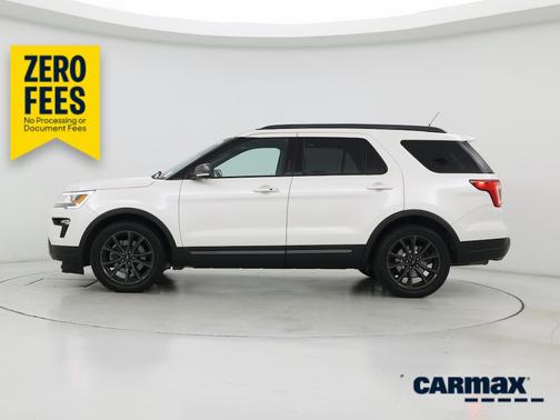 White 2018 Ford Explorer XLT