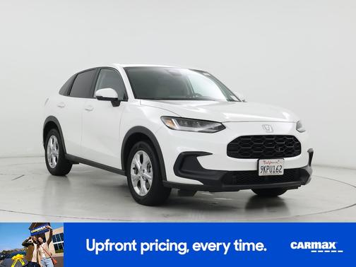 White 2024 Honda HR-V LX