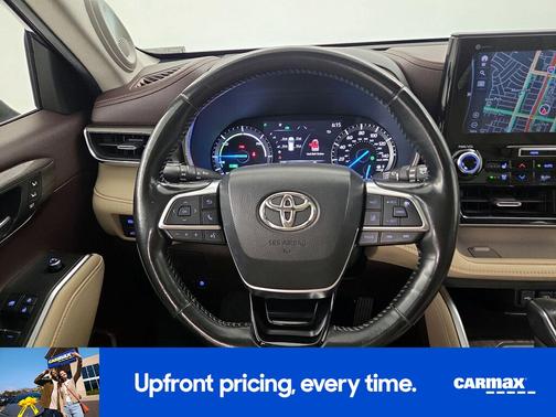Black 2021 Toyota Highlander Hybrid Limited