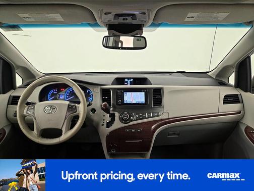Gray 2014 Toyota Sienna XLE