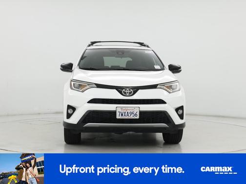 2017 Toyota RAV4 SE