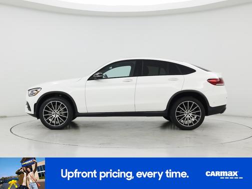 White 2022 Mercedes-Benz GLC 300