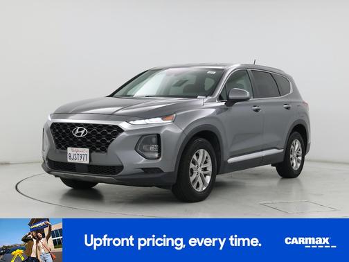 Gray 2019 Hyundai SANTA FE SE