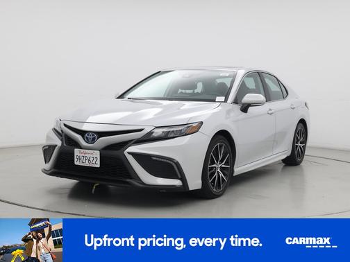 2024 Toyota Camry Hybrid SE