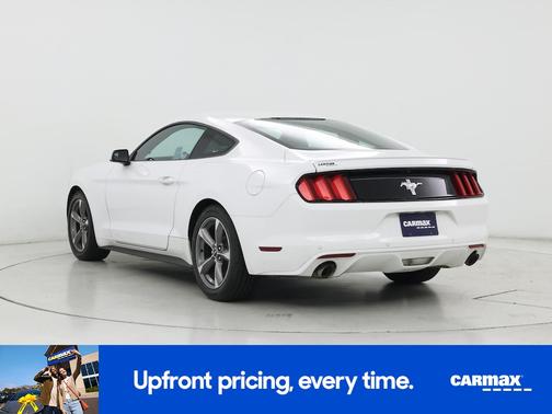 White 2016 Ford Mustang