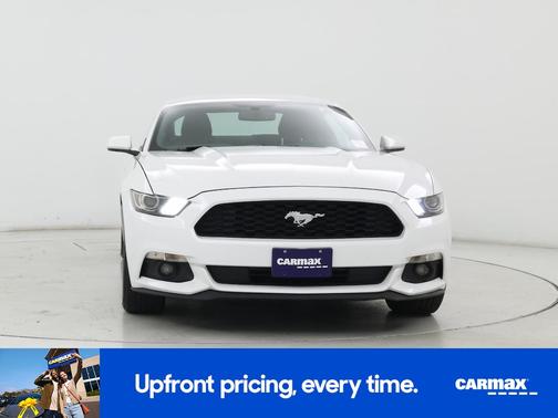 White 2016 Ford Mustang