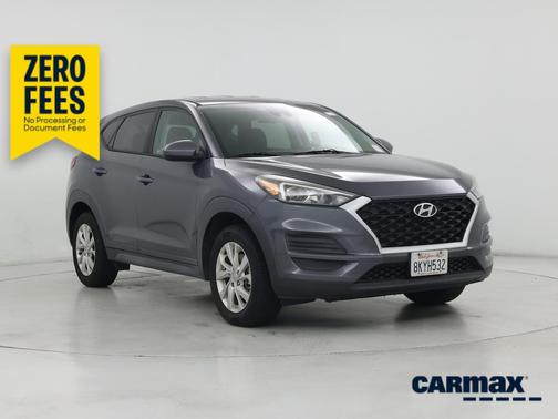 Gray 2019 Hyundai TUCSON SE