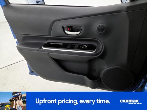 2015 Toyota Prius c Three