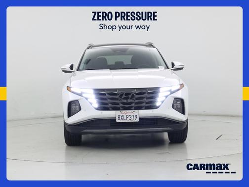 White 2022 Hyundai TUCSON Limited